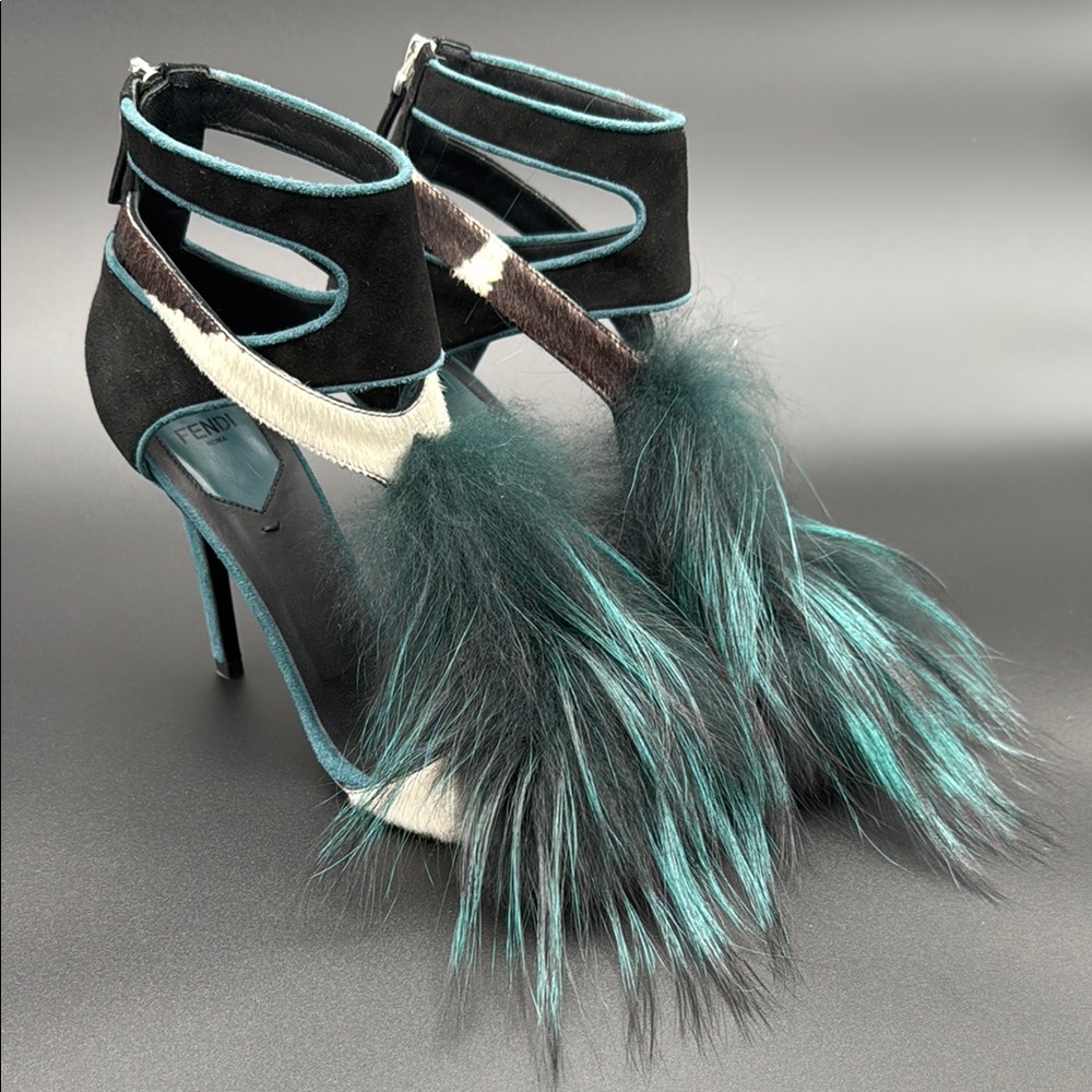 Fendi Black and Green Stiletto Heels with Feather Detail